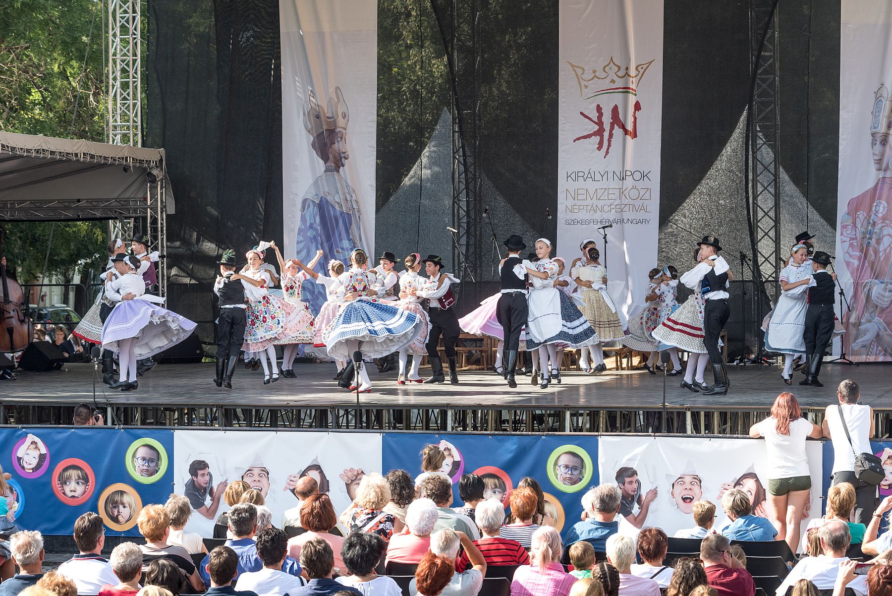 Fehérvári Gyermek Néptánc-gála a Zichy színpadon